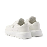 Prada baskets lacées